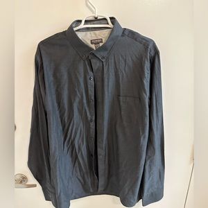 Van Heusen Men’s Dress Shirt